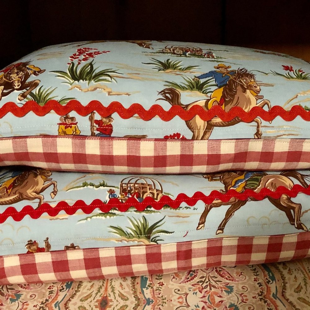 Two Handmade Pillow with Down/feather Inserts